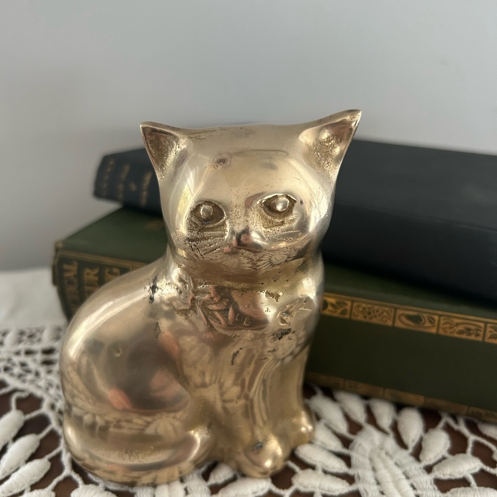 Vintage Brass Cat Figurine Polished Floral Collar made in India